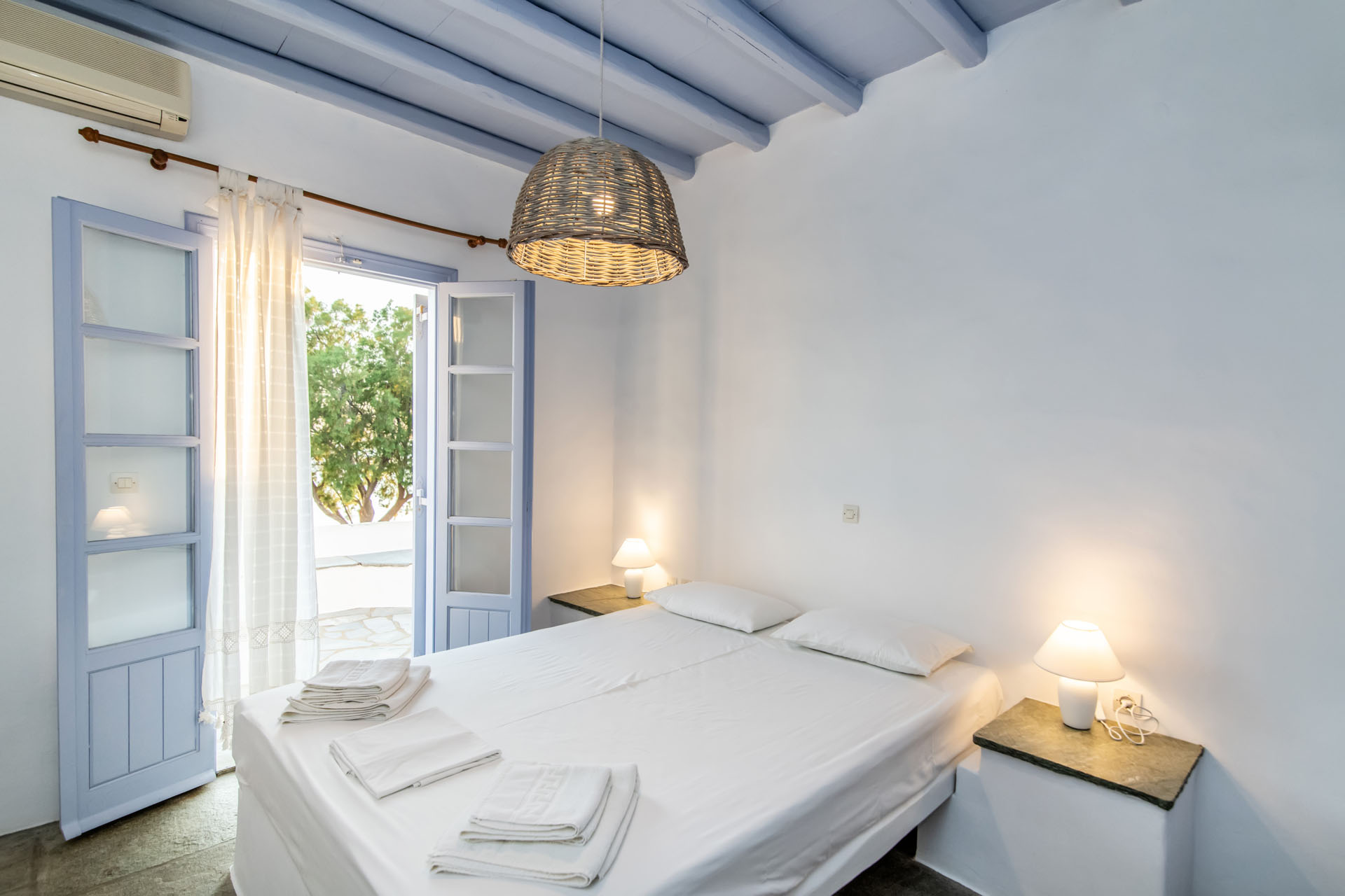 Tinos Hotels Ligaria