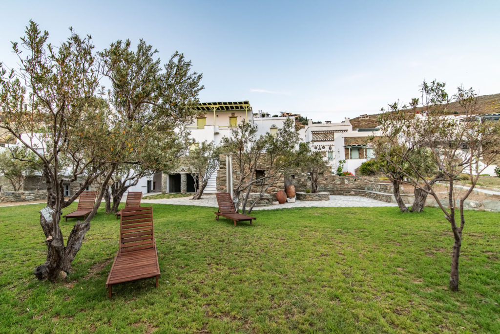 Tinos Hotels Services