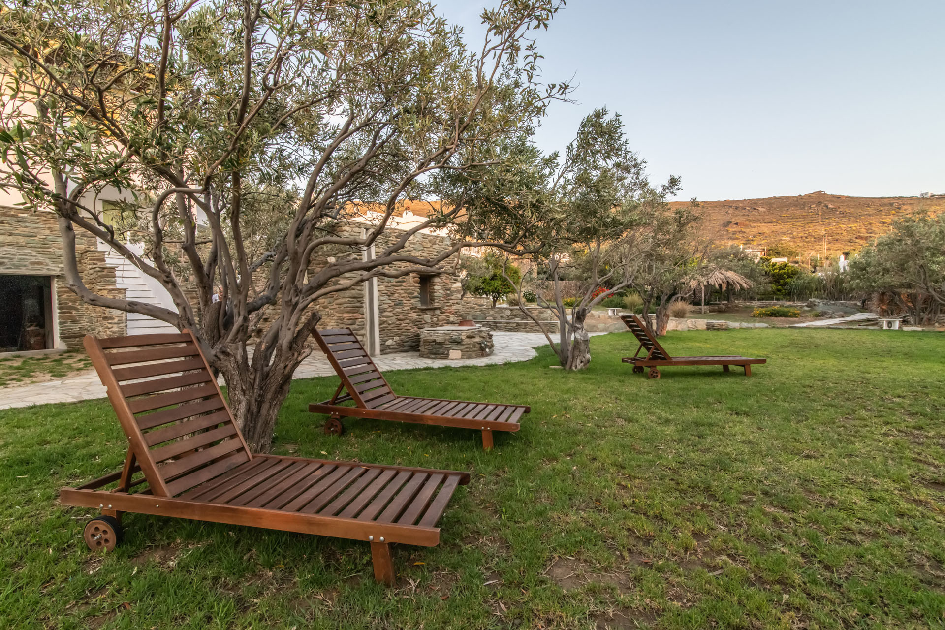 Tinos Hotels Services