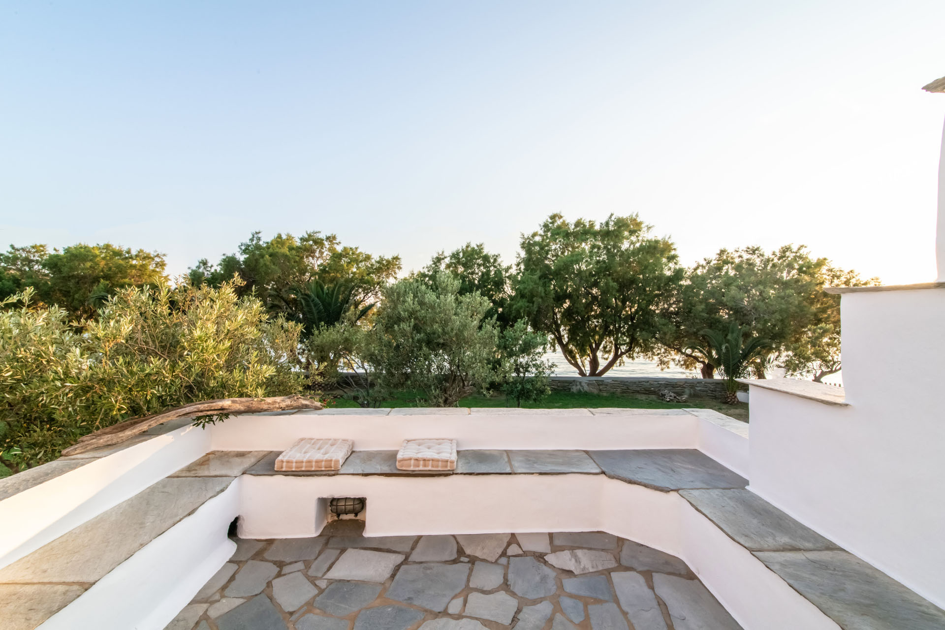 Tinos Hotels Ligaria